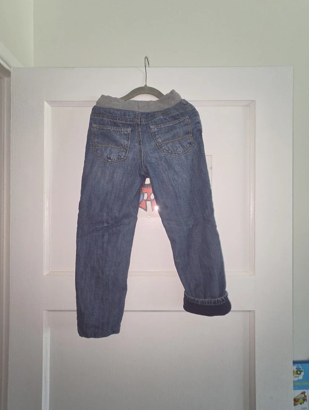 Boys 5T Oshkosh Fleece Lined Denim Pull-On Straight Jeans - Medium Wash